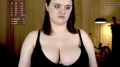 Audrey Jacq online show from 12-05-24, 06:22