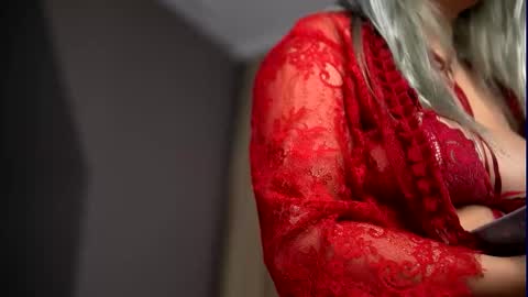 AudreySosa online show from 11-28-25, 01:41