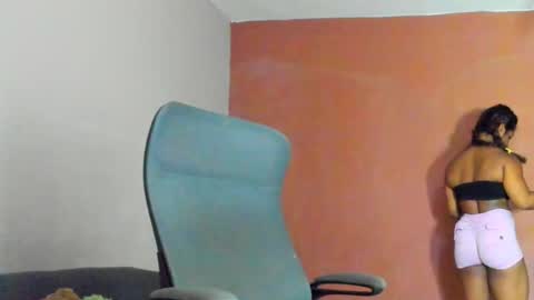 Snapshot of audry_montero1 chatting on 09-25-25, 10:02 Audry online show from 09-25-25, 10:02