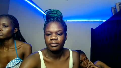 Auleria online show from 06-21-26, 04:04