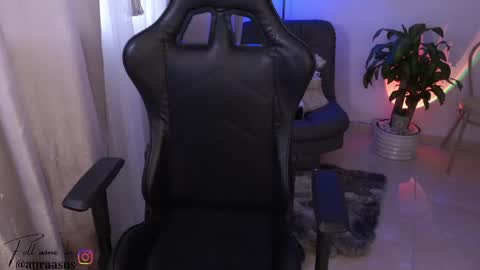        . online show from 06-07-26, 10:24