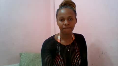 Snapshot of aurelia107 chatting on 06-05-26, 10:15 aurelia107 online show from 06-05-26, 10:15