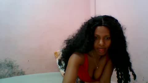 Snapshot of aurelia107 chatting on 06-29-26, 03:56 aurelia107 online show from 06-29-26, 03:56