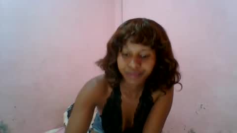 Snapshot of aurelia107 chatting on 07-05-26, 10:50 aurelia107 online show from 07-05-26, 10:50