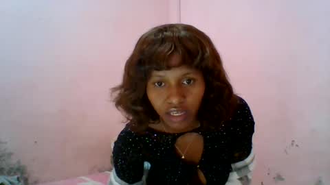 Snapshot of aurelia107 chatting on 07-06-26, 06:54 aurelia107 online show from 07-06-26, 06:54