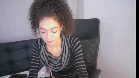 Snapshot of aurora_ath chatting on 01-19-25, 04:12 Aurora ath online show from 01-19-25, 04:12