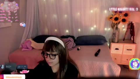 Snapshot of aurora_blaack chatting on 09-09-25, 04:56 val online show from 09-09-25, 04:56