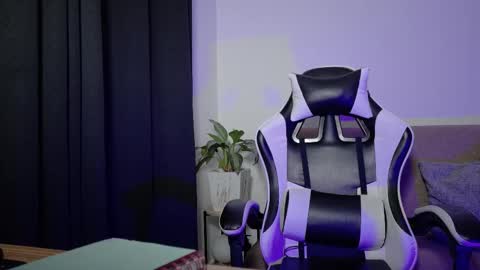 aurora_collins08 online show from 03-26-26, 03:28