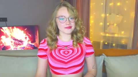 Kate online show from 12-19-24, 04:13