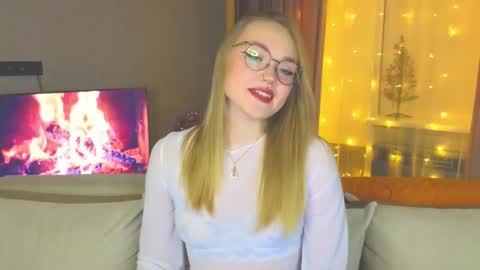 Kate online show from 12-30-24, 04:08