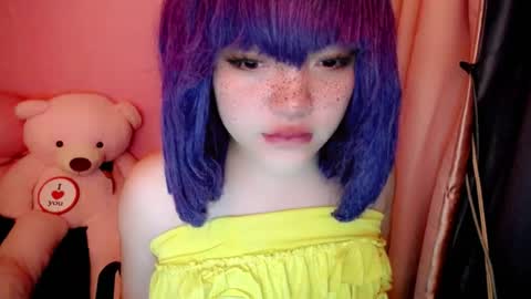 cute online show from 07-23-26, 08:56
