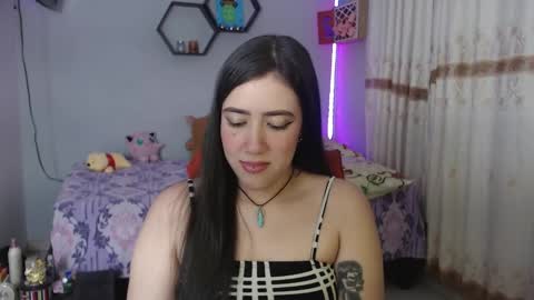 Snapshot of aurora_shy_ chatting on 01-25-25, 07:49 Aurora online show from 01-25-25, 07:49