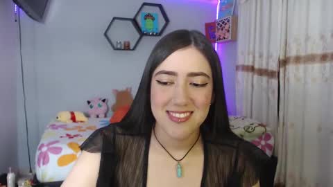 Snapshot of aurora_shy_ chatting on 02-05-25, 01:47 Aurora online show from 02-05-25, 01:47