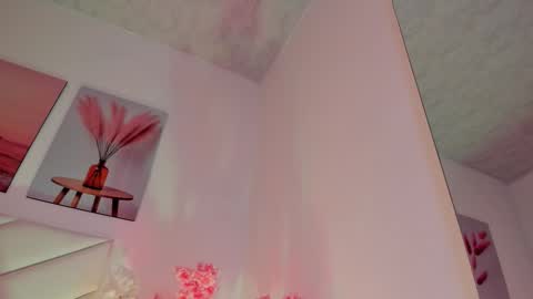 Snapshot of aurora_sweet2 chatting on 11-22-25, 12:42 Madison online show from 11-22-25, 12:42