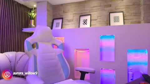 Snapshot of aurora_willow9 chatting on 11-27-25, 02:57 aurora_willow9 online show from 11-27-25, 02:57