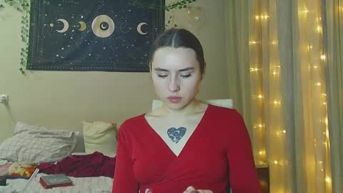 Aurora online show from 01-08-25, 12:37