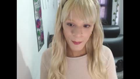 AURORA online show from 11-12-25, 06:52