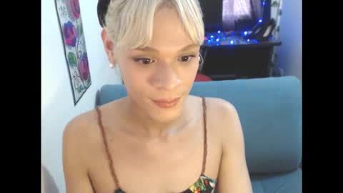 AURORA online show from 12-22-25, 07:00