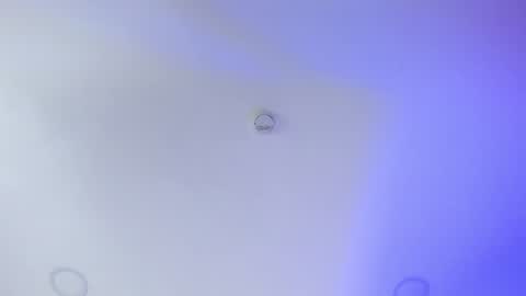 Snapshot of auroradurand chatting on 02-06-25, 12:00 ...  ... online show from 02-06-25, 12:00