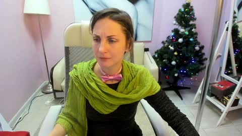 Snapshot of aurorascript chatting on 01-01-25, 11:40 Aurora online show from 01-01-25, 11:40