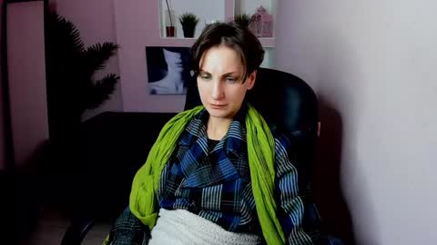 Snapshot of aurorascript chatting on 02-05-25, 11:39 Aurora online show from 02-05-25, 11:39