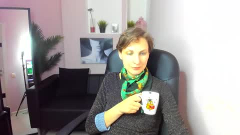 Snapshot of aurorascript chatting on 02-22-25, 09:48 Aurora online show from 02-22-25, 09:48