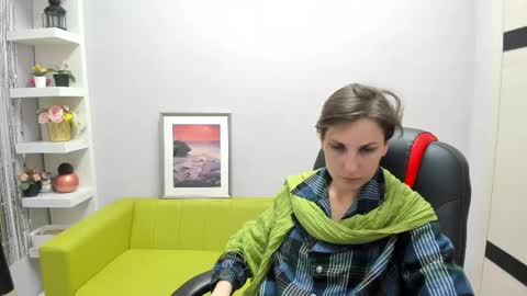 Snapshot of aurorascript chatting on 02-27-25, 01:16 Aurora online show from 02-27-25, 01:16