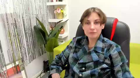 Snapshot of aurorascript chatting on 03-03-25, 03:42 Aurora online show from 03-03-25, 03:42