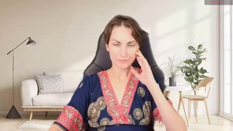 Aurora online show from 11-30-25, 03:05