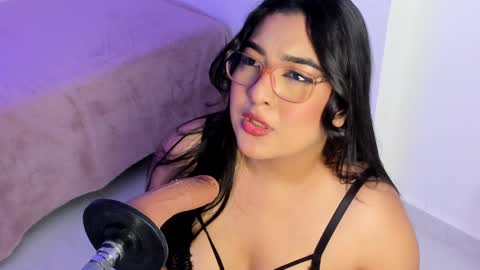 Snapshot of aurorasexy_01 chatting on 02-05-25, 05:41 Aurora   IG Aurorasexy0 online show from 02-05-25, 05:41