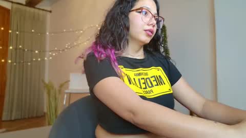 Aurora online show from 12-31-24, 01:57