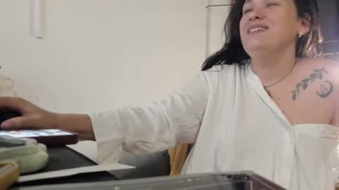 Snapshot of aurya_petra chatting on 11-26-25, 10:00 PETRA online show from 11-26-25, 10:00