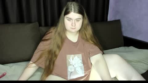 Snapshot of aushpana chatting on 11-14-25, 09:52 aushpana online show from 11-14-25, 09:52