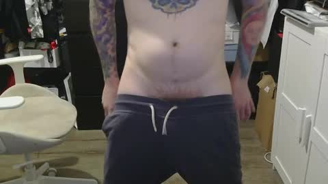 ausmopolitan online show from 04-21-26, 01:42