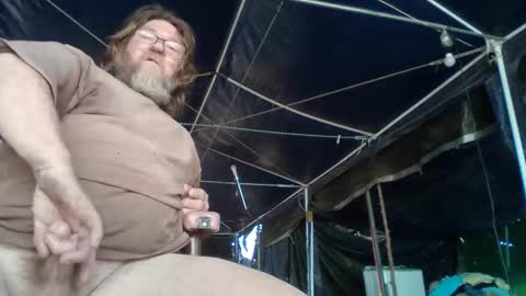 Snapshot of aussie166884 chatting on 10-12-25, 10:09 aussie166884 online show from 10-12-25, 10:09