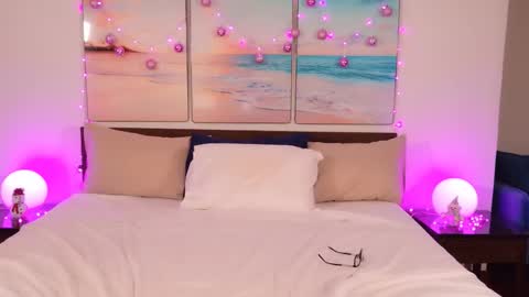 Jo online show from 12-23-25, 03:59