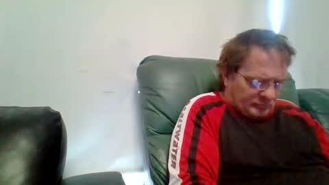 Snapshot of aussieguy8469 chatting on 11-03-25, 10:53 aussieguy8469 online show from 11-03-25, 10:53