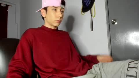 Snapshot of austin1119a chatting on 01-09-25, 02:11 austin1119a online show from 01-09-25, 02:11