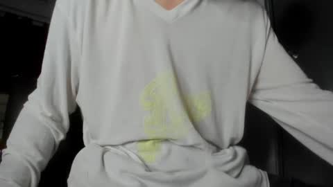 Snapshot of austin1119a chatting on 01-25-25, 02:26 austin1119a online show from 01-25-25, 02:26