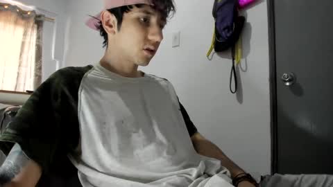 Snapshot of austin1119a chatting on 09-11-25, 06:08 austin1119a online show from 09-11-25, 06:08