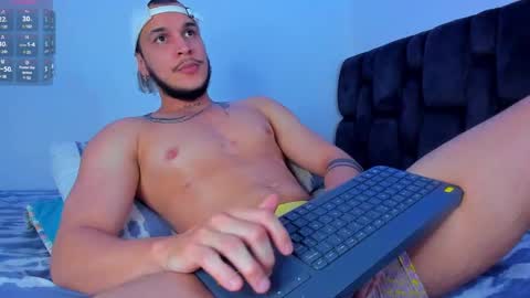 Snapshot of austin_curry chatting on 12-13-24, 05:38 A online show from 12-13-24, 05:38