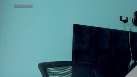 A online show from 06-12-26, 02:10