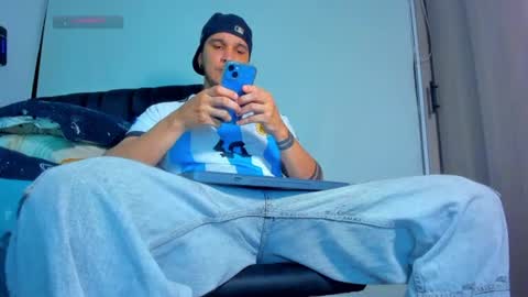 Snapshot of austin_curry chatting on 07-20-26, 12:36 A online show from 07-20-26, 12:36