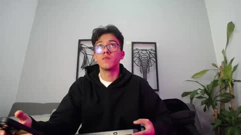 austinreeds online show from 10-22-25, 12:05