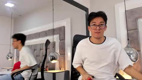 austinreeds online show from 10-26-25, 09:42