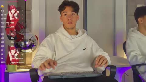 austinreeds online show from 03-26-26, 12:11