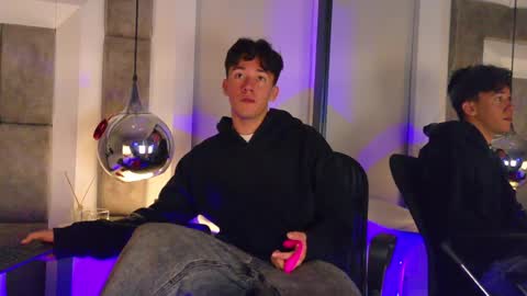 austinreeds online show from 04-19-26, 12:26