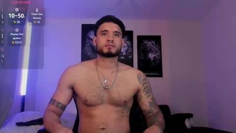 AustinTorres  online show from 11-18-25, 12:05