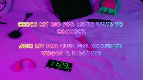 Autum Showers online show from 04-26-26, 04:54