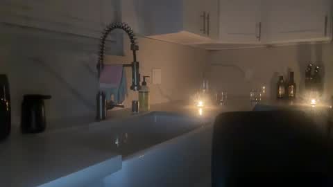 Snapshot of autumnfalls4 chatting on 11-15-25, 12:02 Auntumnfalls online show from 11-15-25, 12:02